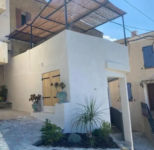 Hébergement de vacances Maison De Caractère, Zilia, Au Pied Du Montegrossu