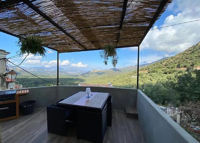 בית נופש Maison De Caractere, Zilia, Au Pied Du Montegrossu *